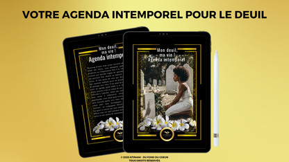 Présentation de l’agenda numérique Mon deuil, ma vie sur deux tablettes, fond doré et stylet
